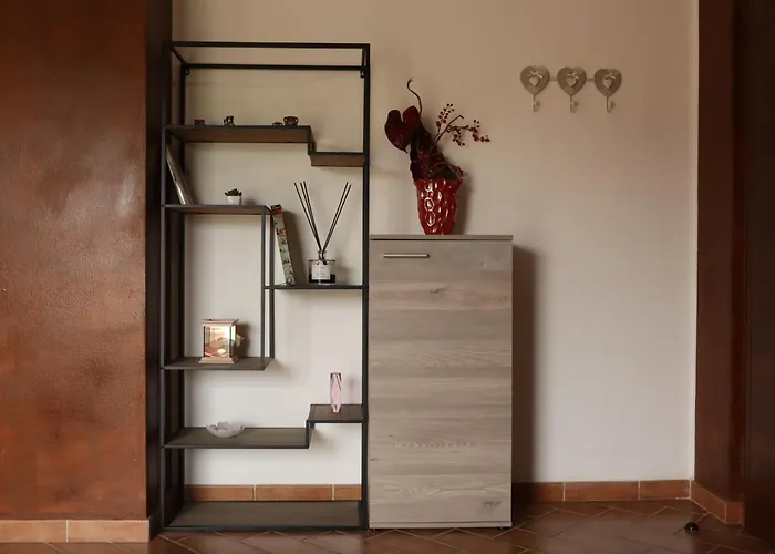 Theo House Apartment *