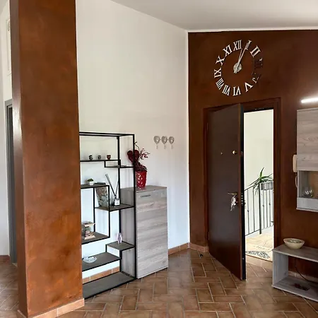 Апартаменты Theo House